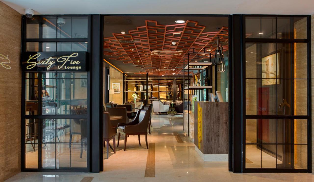 Hotel Grandhika Iskandarsyah Джакарта Экстерьер фото