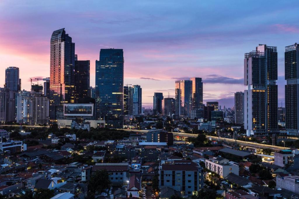 Hotel Grandhika Iskandarsyah Джакарта Экстерьер фото