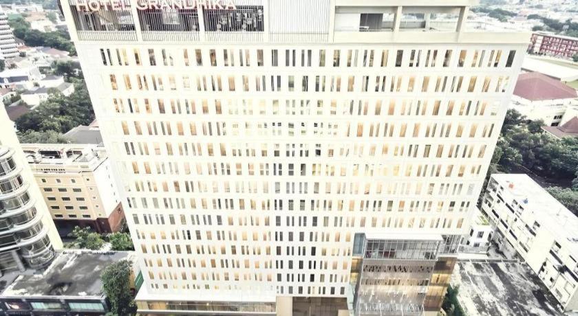 Hotel Grandhika Iskandarsyah Джакарта Экстерьер фото